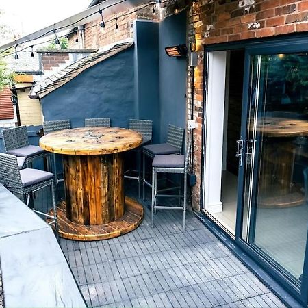 4 Bedroom - Sleep 9 Home In Cheadle Staffordshire - Alton Towers Polar Express Dimmingsdale Peak District Trentham Gardens Water World Esterno foto